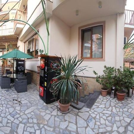 Danisimo Hotel Tbilisi Exteriér fotografie